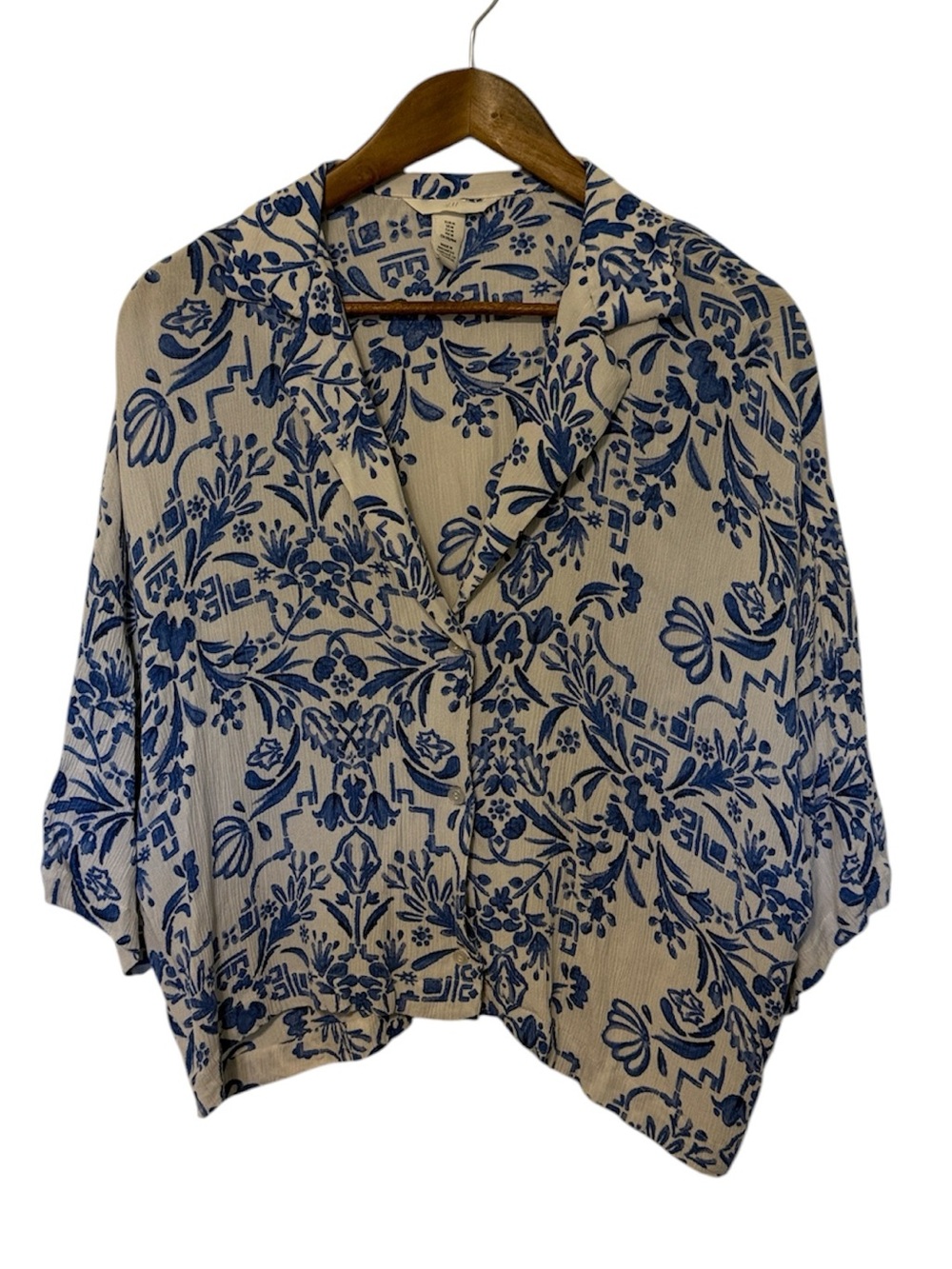 H&M Cropped Collared Button-Front Blouse Blue Floral Tropical Beach Hawaiian M